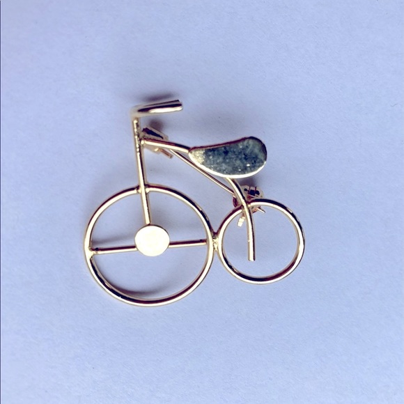 Jewelry - VINTAGE 80’s Trike Brooch ▪️Deadstock NWT